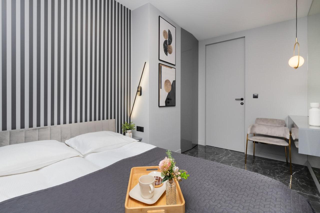 Luxurious Apartment With Two Bedrooms And Parking In Gdynia By Noclegi Renters Exterior foto