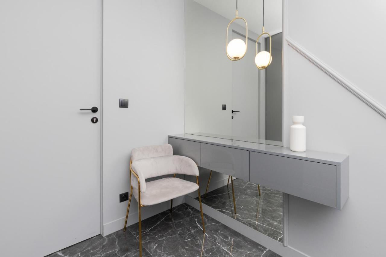 Luxurious Apartment With Two Bedrooms And Parking In Gdynia By Noclegi Renters Exterior foto
